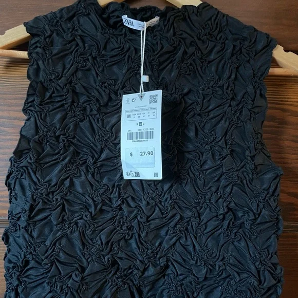 NWT Zara black textured high neck crop top size M - Picture 3 of 5